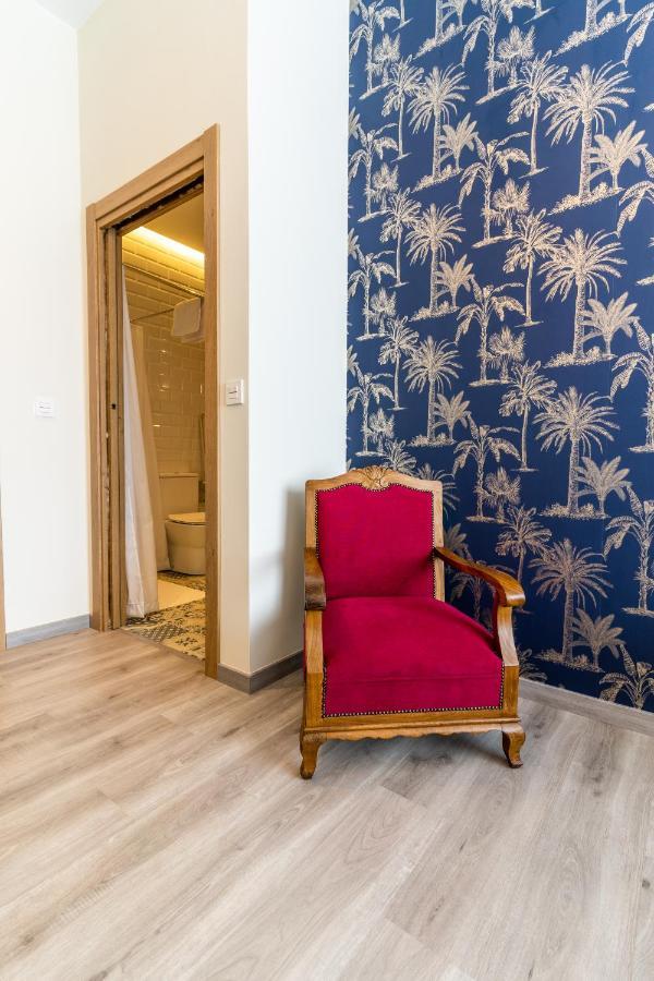 Four Rooms Hostel Lugo Esterno foto