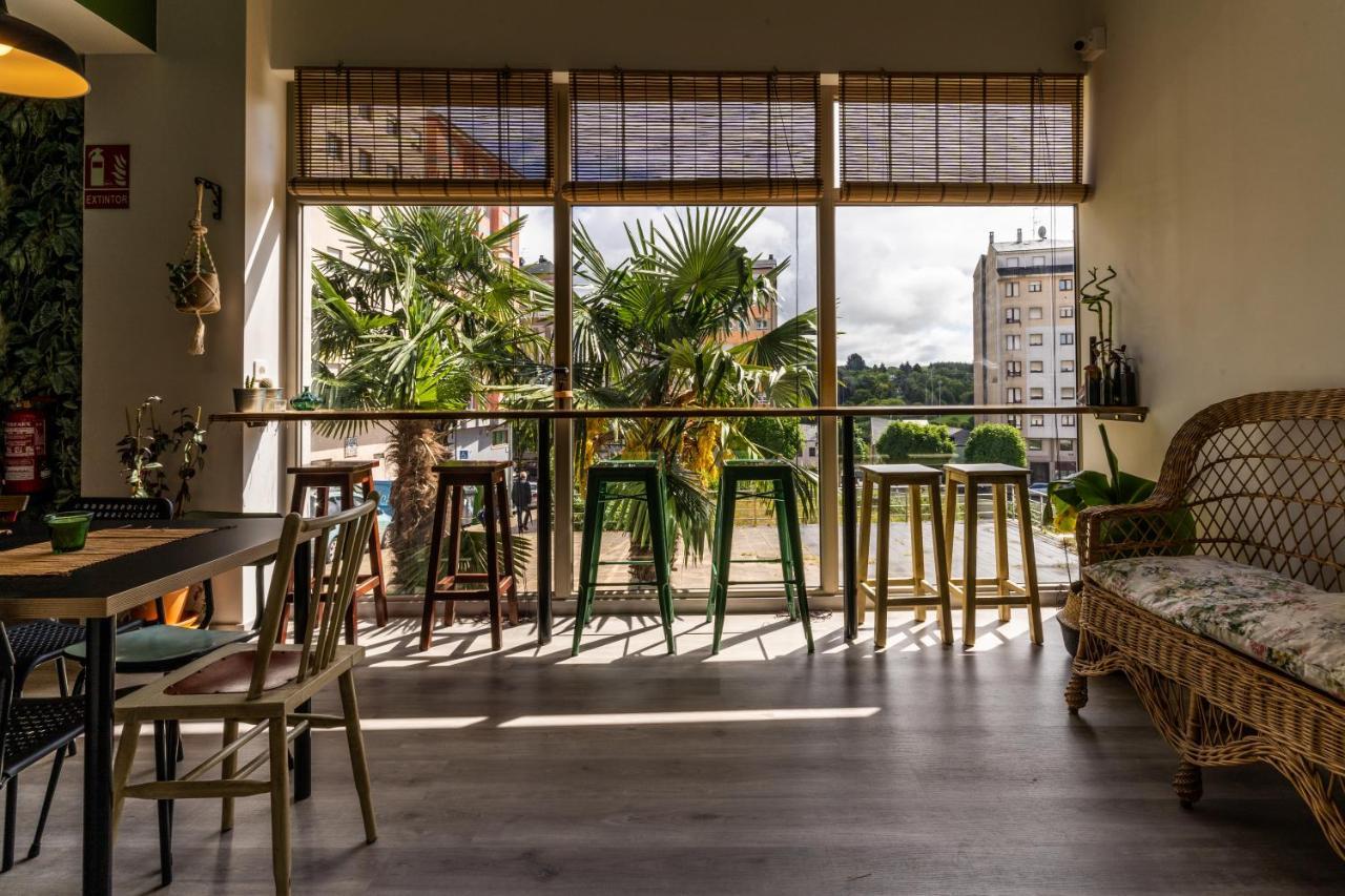 Four Rooms Hostel Lugo Esterno foto
