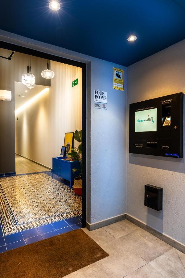 Four Rooms Hostel Lugo Esterno foto